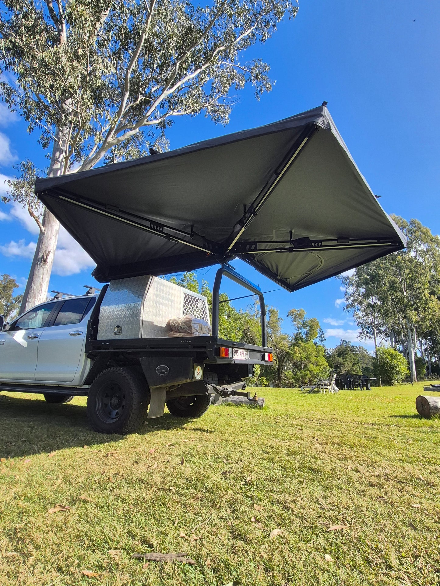 The Escape 270 degree Free Standing Awning