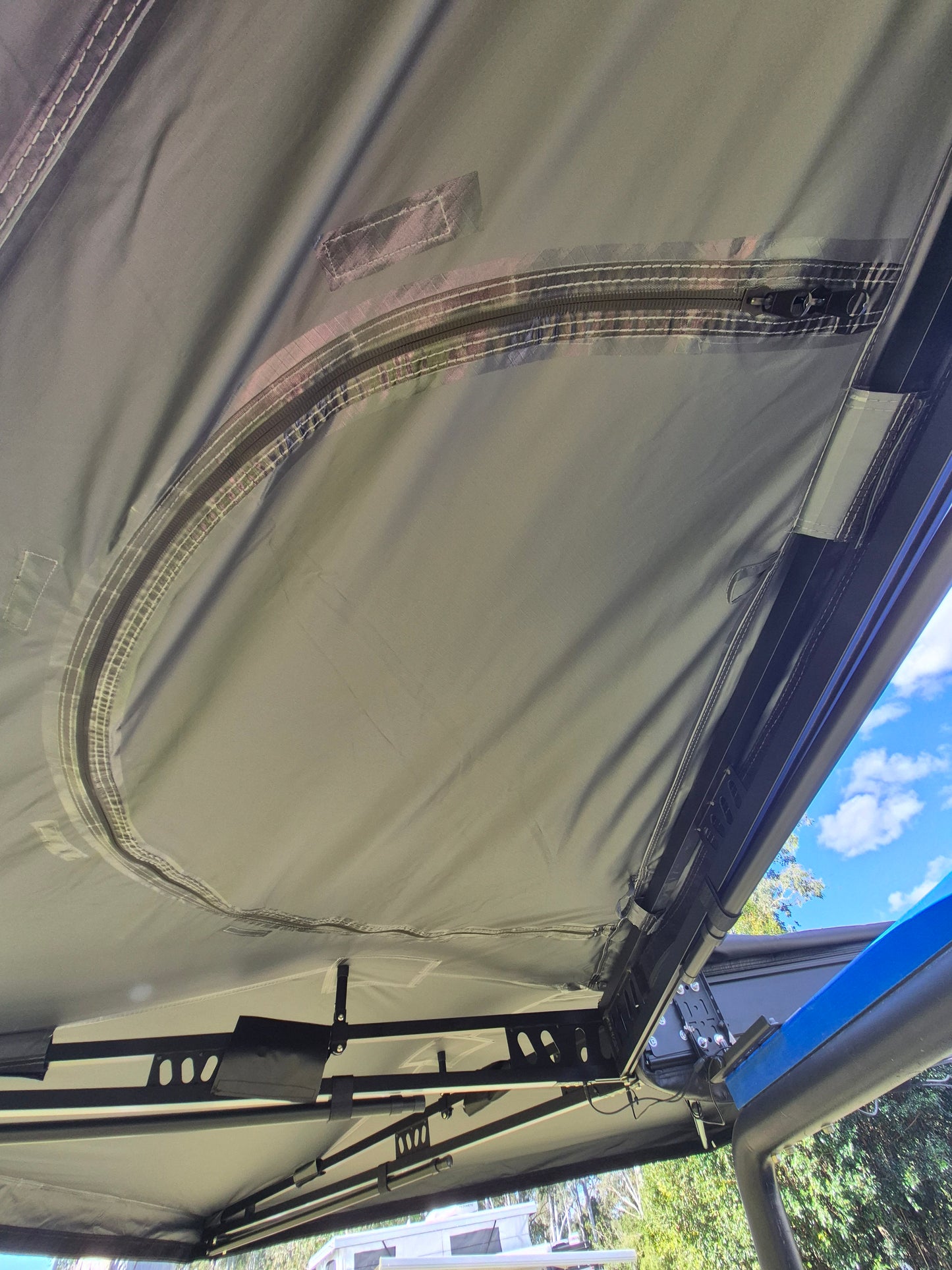 The Escape 270 degree Free Standing Awning