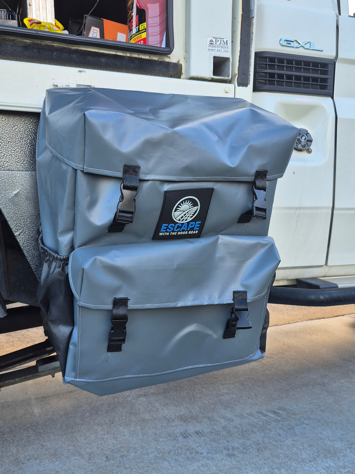 Escape Dirty Gear Bag (Track Mounted)