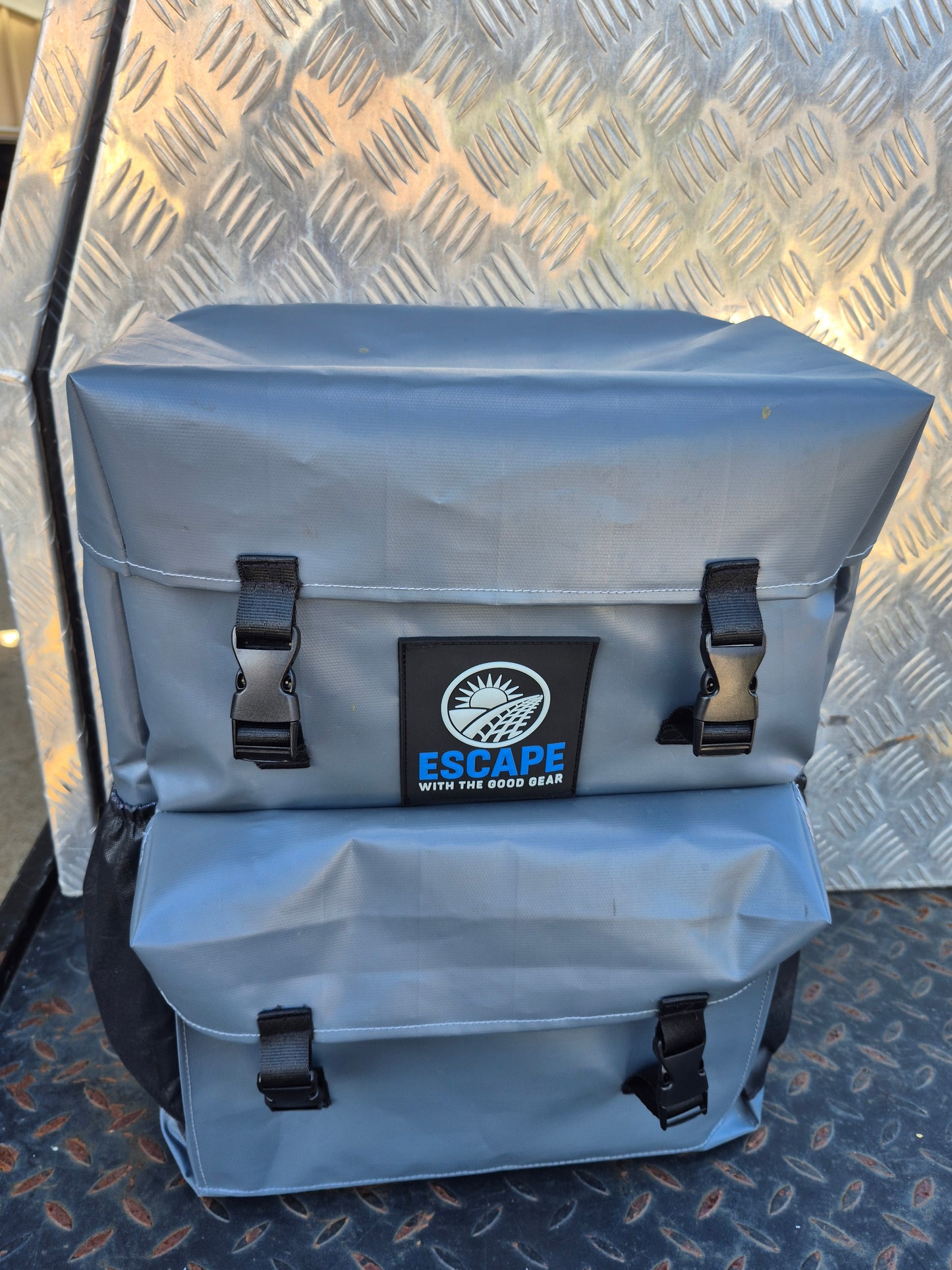 Escape Dirty Gear Bag (Track Mounted)