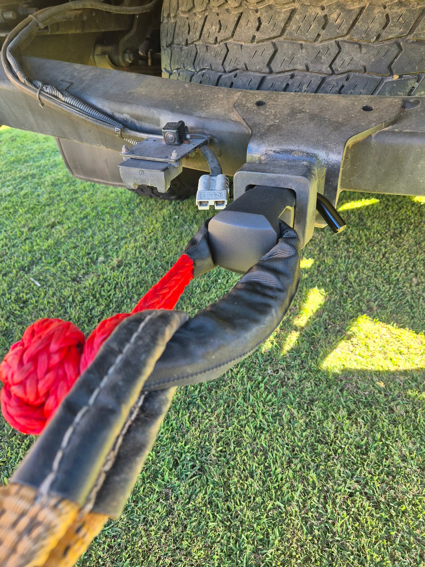 Recovery Hitch with Soft Shackle