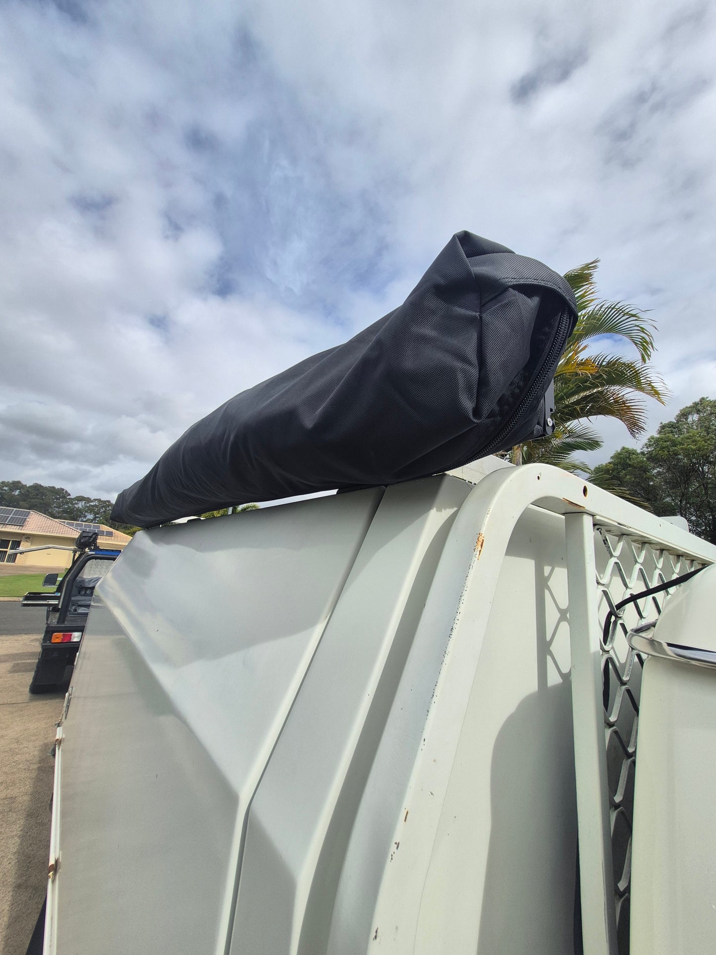 Escape 2m 270PLUS Free Standing Awning