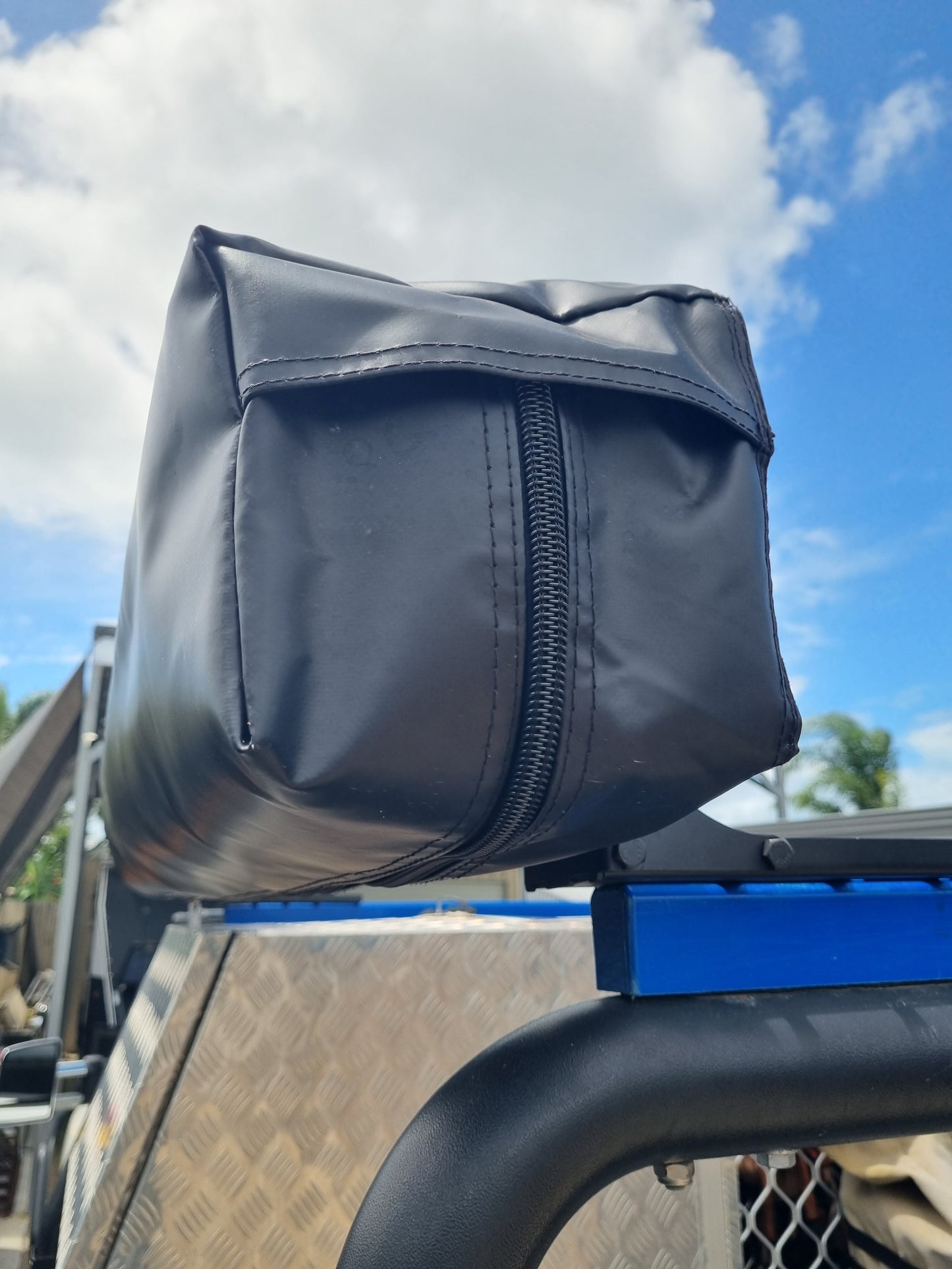 The Escape 180 degree 2m Free Standing Awning